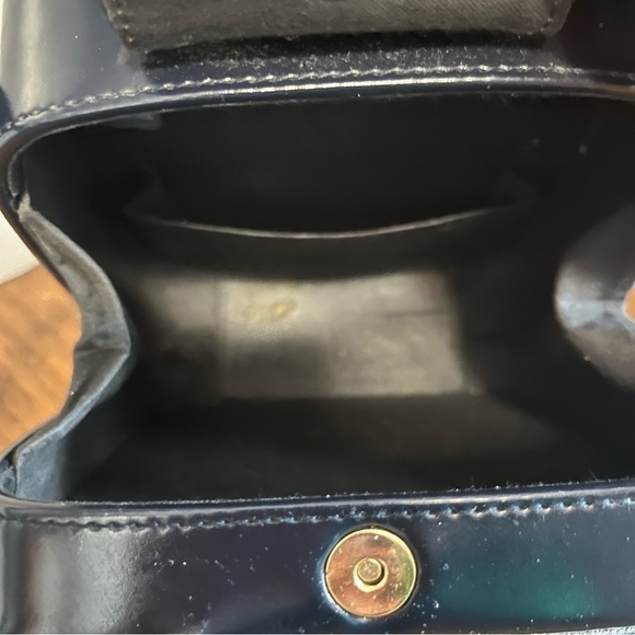 Vintage Navy Structured Box Crossbody Bag – Minimalist 90s Hard Shell Purse - Picture 10 of 14